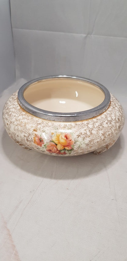 A R Wilkinson Ltd Vintage 3 Footed Celtic Rose Bowl 23cm