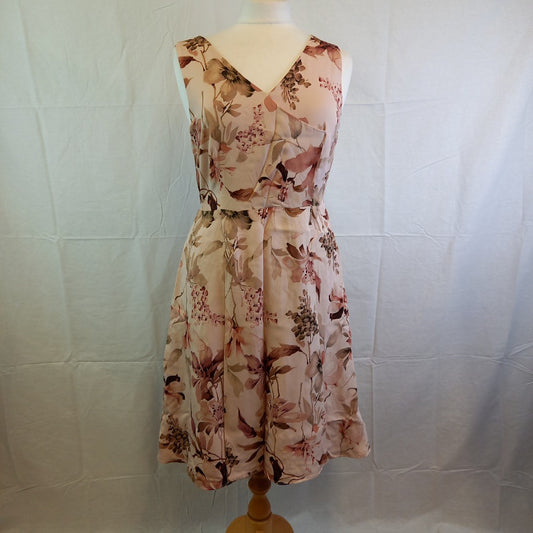 Phase Eight  Ladies Dress - Lined - Pinks - Floral - UK Size 14
