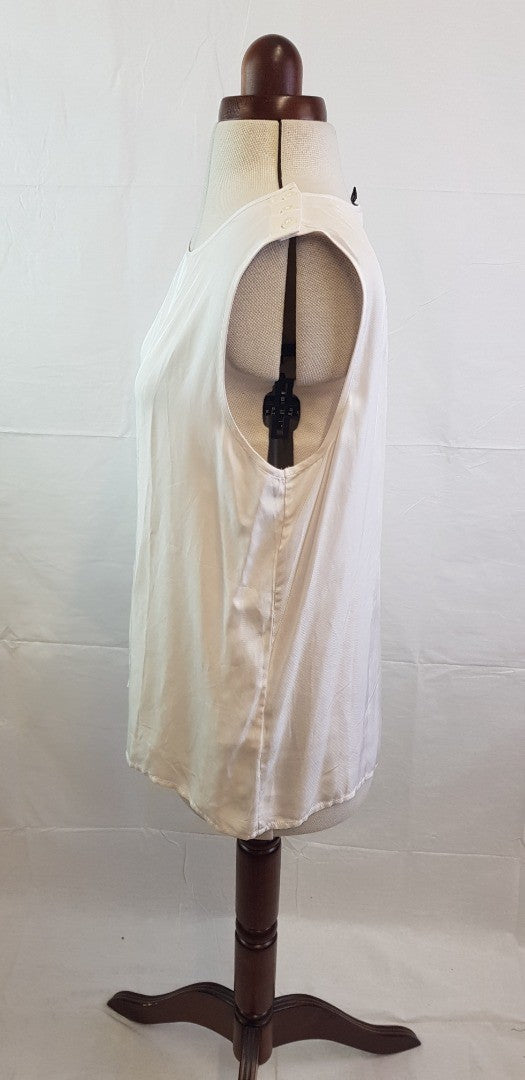 Banana Republic Ivory Vest Top Size L BNWT