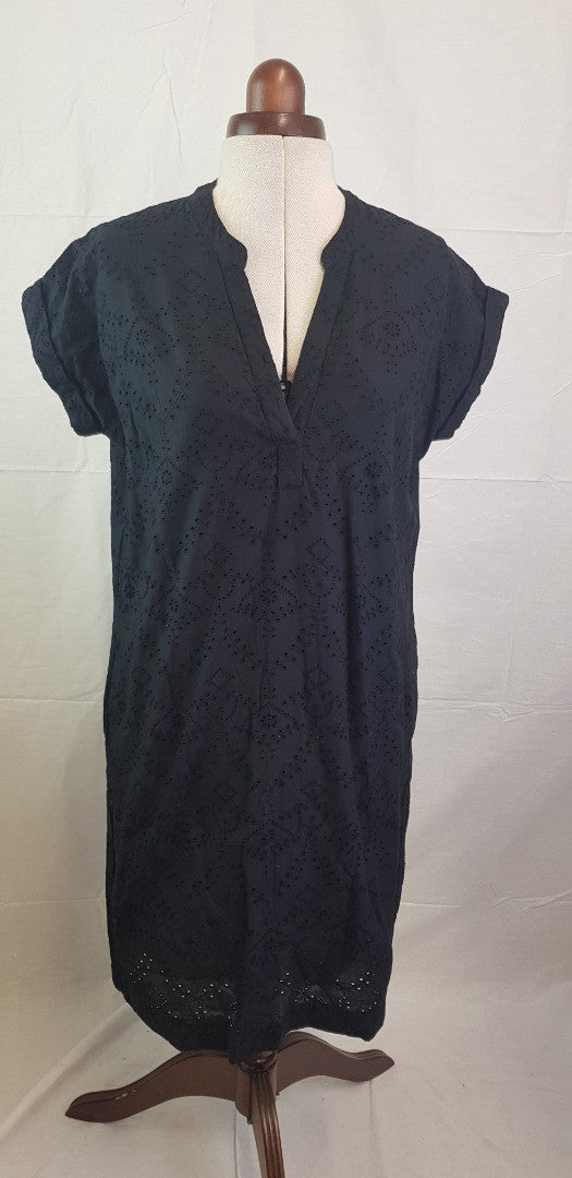 PURE Collection Broderie Anglaise Dress in Black Size 10 BNWT