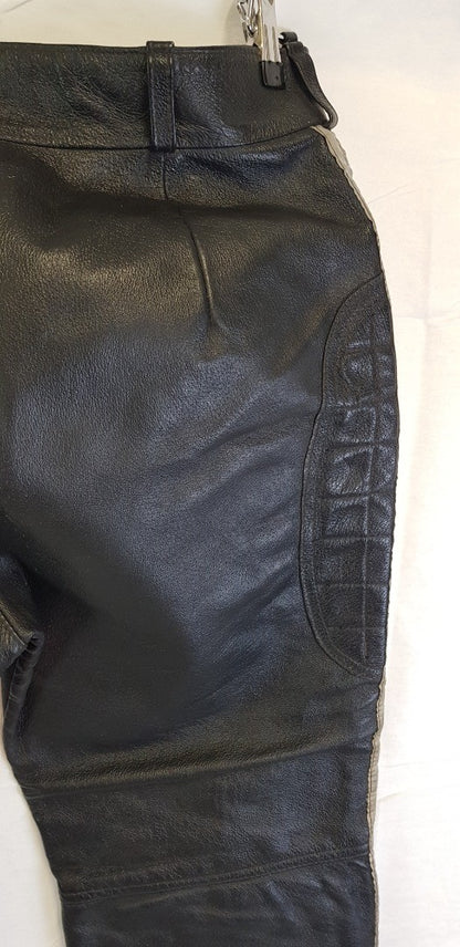 Motorbike/Motorcycle Trousers Lined With Aramid CE Protective Biker Armour - Black Leather