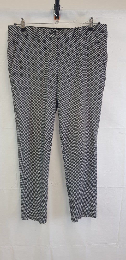 Rohan Ladies Black & White Walking Trousers Size 14R VGC