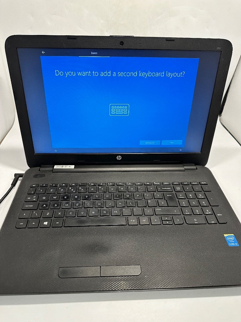 HP 250 G4 Notebook PC Core i5-5200U 2.2 GHz 8 GB RAM 15.6"