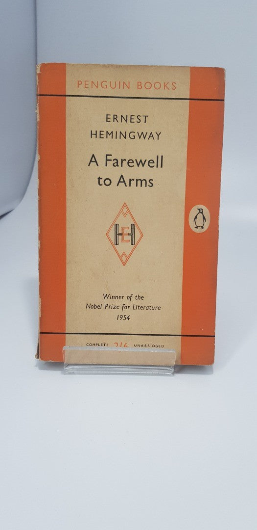 A Farewell To Arms Bodley Head Penguin paperback Book By Ernest Hemingway 1936