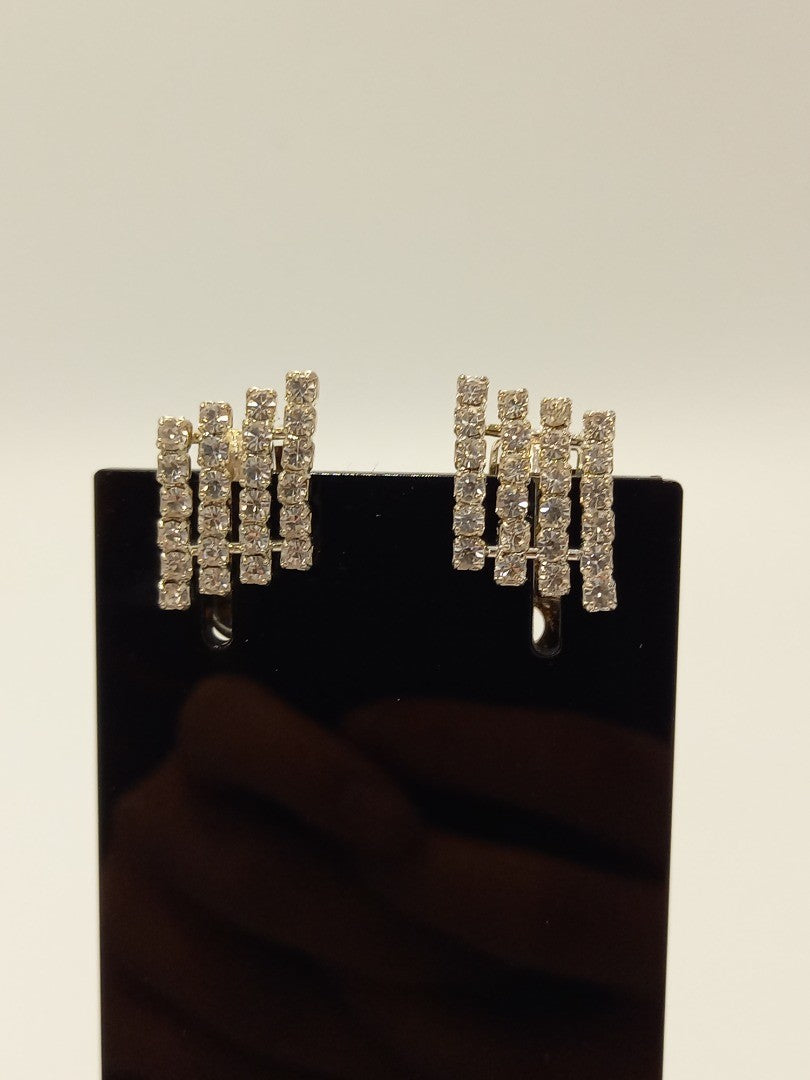 Silver Tone Vintage Metal Diamante Clip-on Statement Earrings