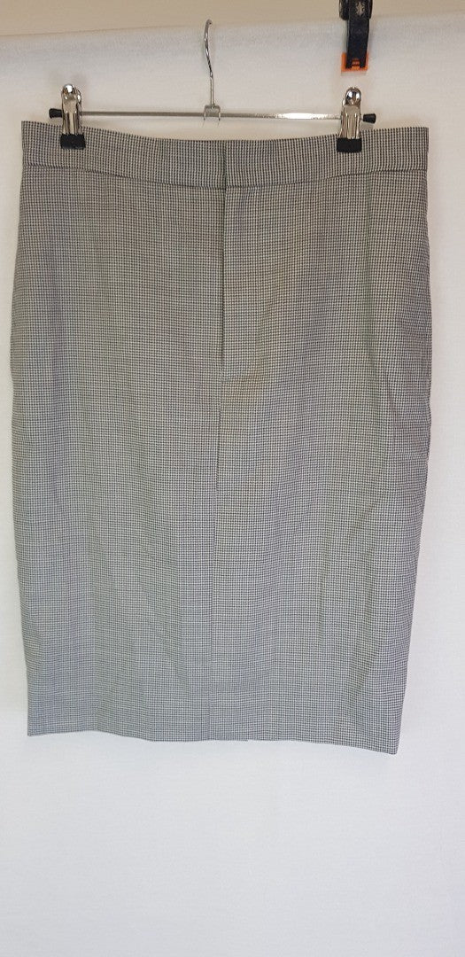 Polo Ralph Lauren Grey & White Check Skirt Size 2 BNWT