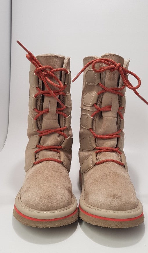 Sorel - Childs UK size 13 Beige/Stone colour Suede Boots - Nearly New