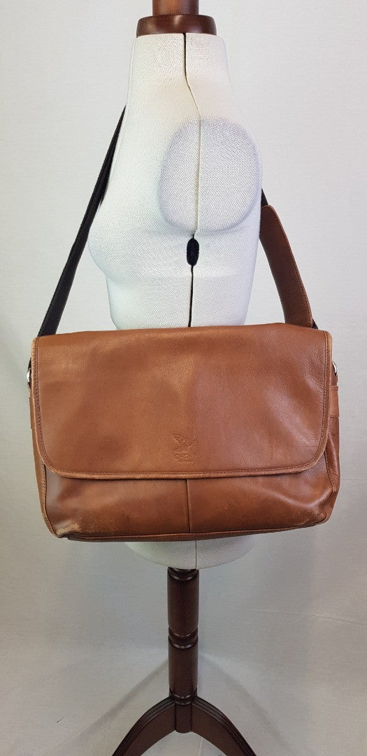 Vintage. Osprey Leather Mailman Shoulder/Cross Body Bag VGC