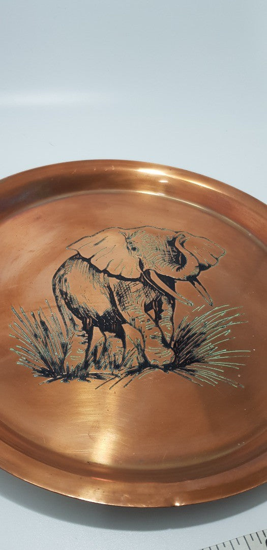 Vintage. Rodesia Copper Elephant Design Large Ash Tray & Platter