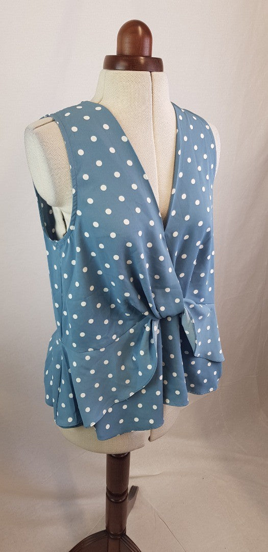 Coast Ladies Blue & White Spotty Vest Top with Twist Wrap at the front. Size L BNWT