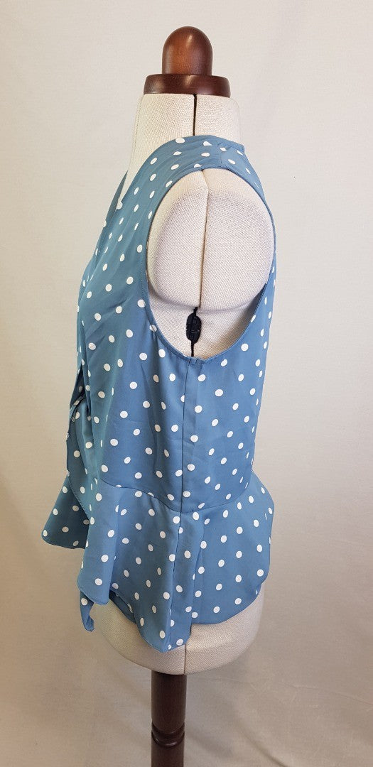 Coast Ladies Blue & White Spotty Vest Top with Twist Wrap at the front. Size L BNWT