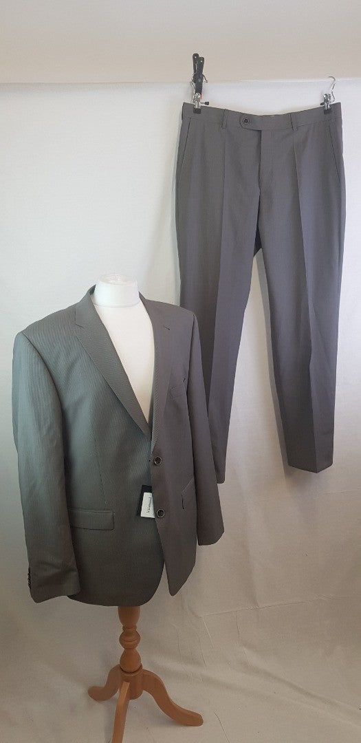 Roy Robson Grey & Light Grey Wool Stripe Suit Size 54  BNWT