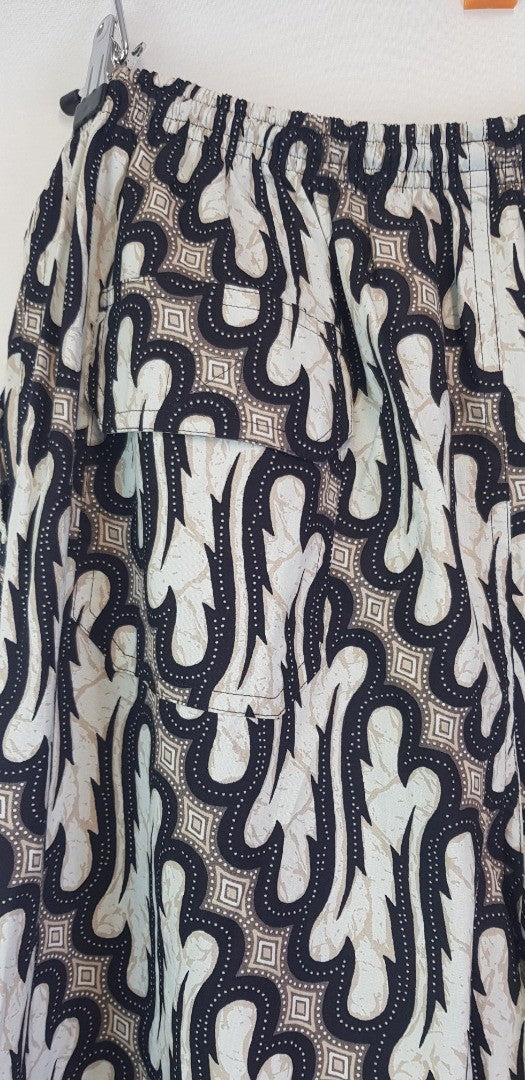 Batik Keris 100% Cotton Wide Leg Batik Trousers Size XL VGC