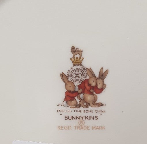 Royal Doulton Bunnykins - Wallpapering - Fine  Bone China 8"  Plate  VGC