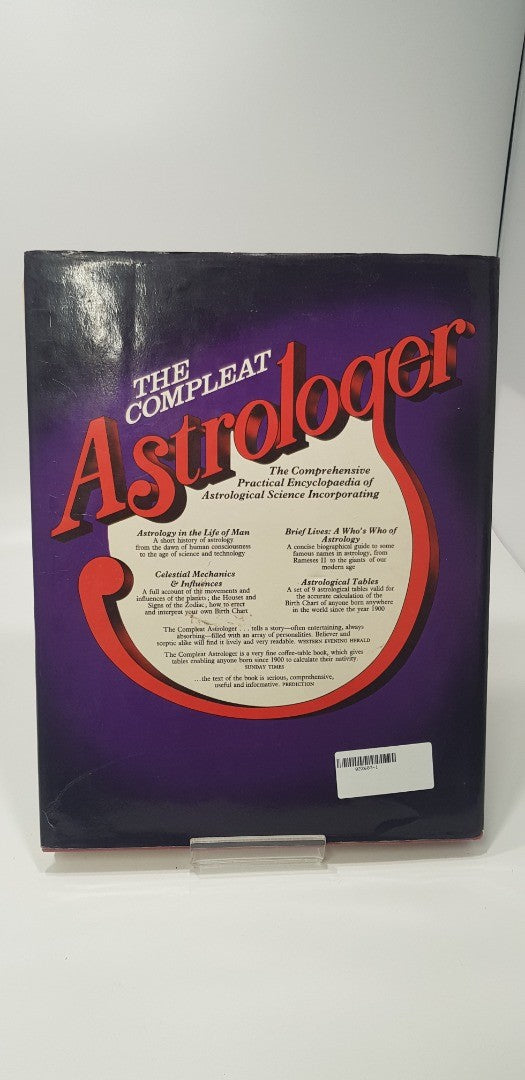 Vintage. The Complete Astrologer By Derek & Julia Parker - VGC