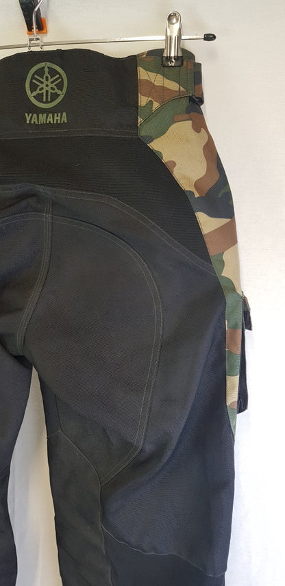 Textile Yamaha Motorcycle Trousers in Black & Camouflage Size S VGC