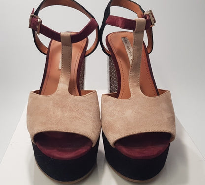 and Other Stories.  Platform High Heels in Cream, Black & Silver with Burgundy Straps. Size 6 VGC