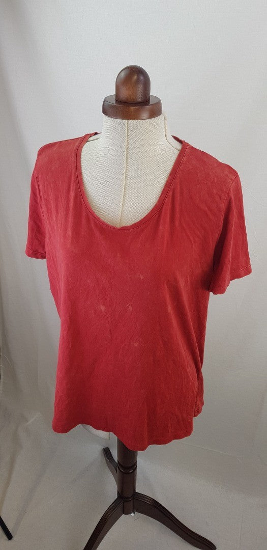 Hush Red Washed Classic Tee Size  XL 100% Cotton BNWT