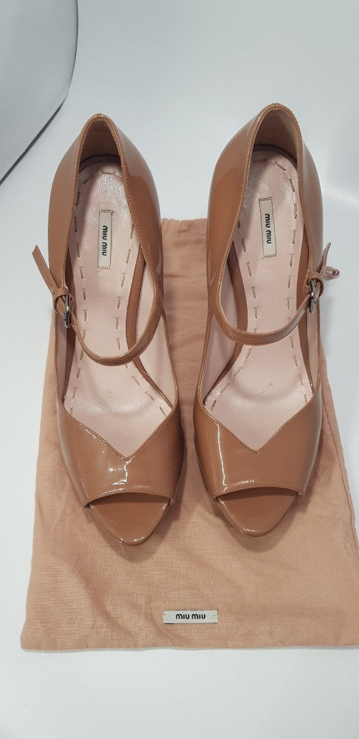 Mui Mui Beige/Nude Leather High Heels with Strap. Nearly New Size 6.5