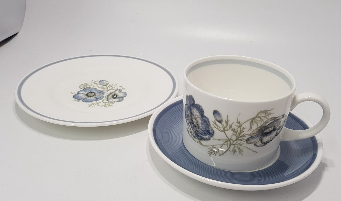 Wedgwood. Susie Cooper Design "Glen Mist" Straight Edge Tea Trio VGC