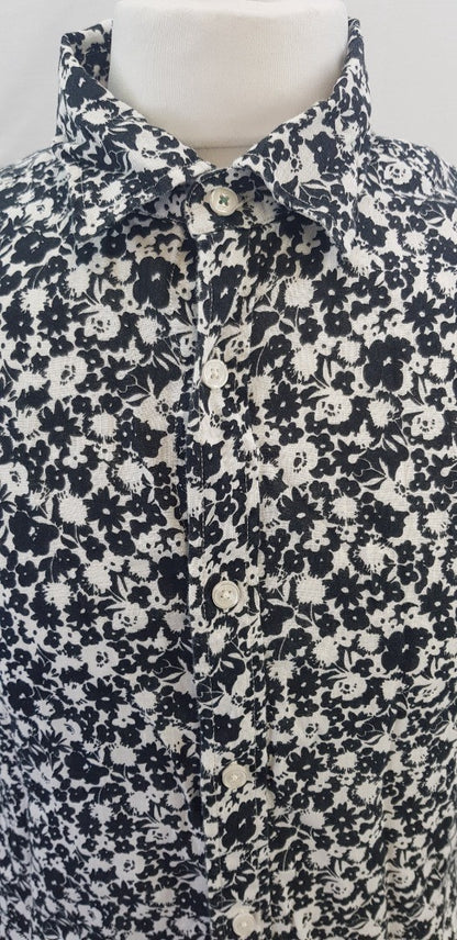 Mens Boden  Black & White Floral Linen Mix Shirt Size M VGC