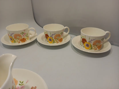 Wedgwood Summer Bouquet Set, 4x Plates, 6x Tea Cups, 6x Saucers, Jug, Sugar Bowl