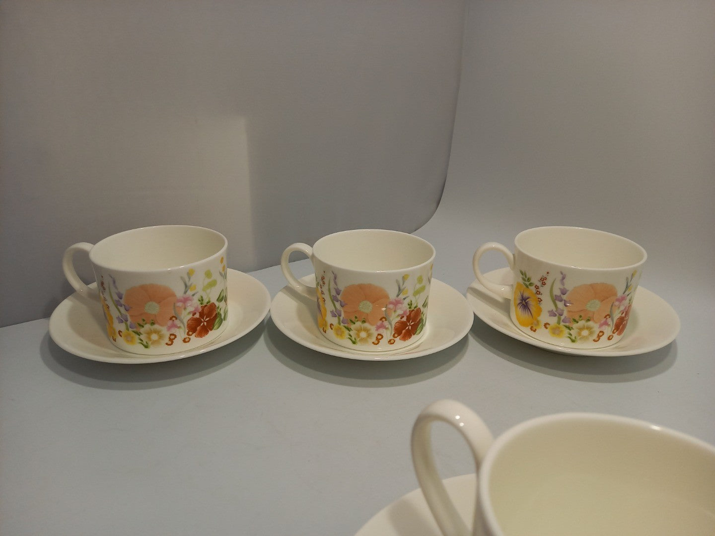 Wedgwood Summer Bouquet Set, 4x Plates, 6x Tea Cups, 6x Saucers, Jug, Sugar Bowl