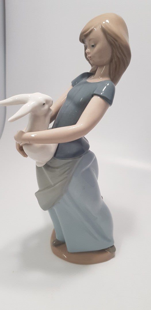 Nao By Lladro Porcelain Girl with Bunny Rabbit Figurine Excellent Condition