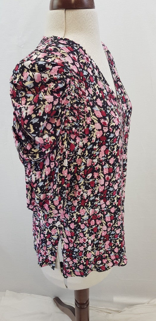 Jigsaw Carnation Smocked Blouse in Pinks & Black. Size 6 BNWT