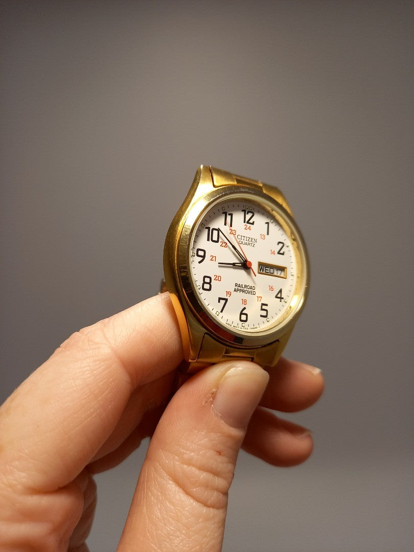 Citizen Wristwatch Railroad Approved, Vintage 1980s Quartz Date Watch - Working