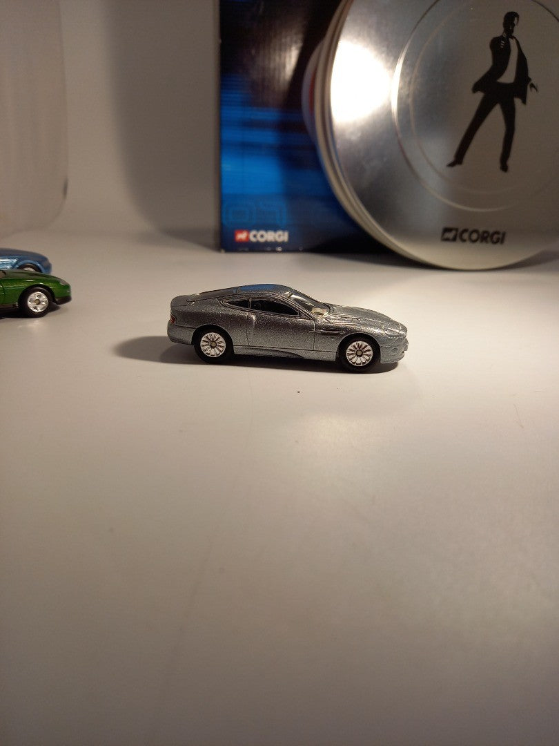 Corgi James Bond Cars, 007 Collection 4x Diecast Model Aston Martin, BMW, Jaguar