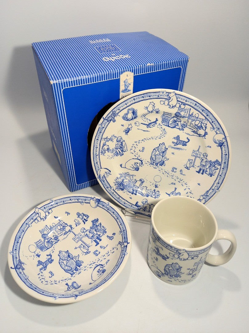 Spode Winnie the Pooh, Disney Showcase Collection, Plate Bowl and Mug Set