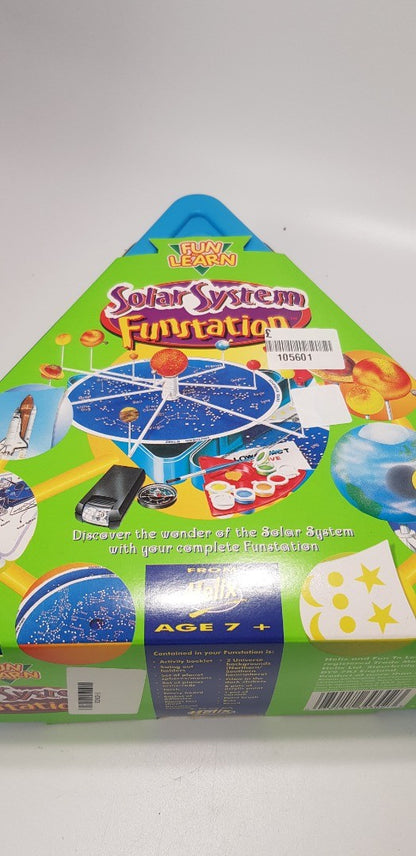 Helix 'Fun to Learn' Solar System 'Funstation' Educational Kit - Brand New