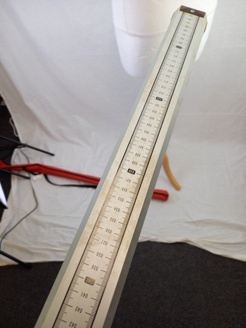 Silverline Telescopic Aluminium Level Staff 5m in Case