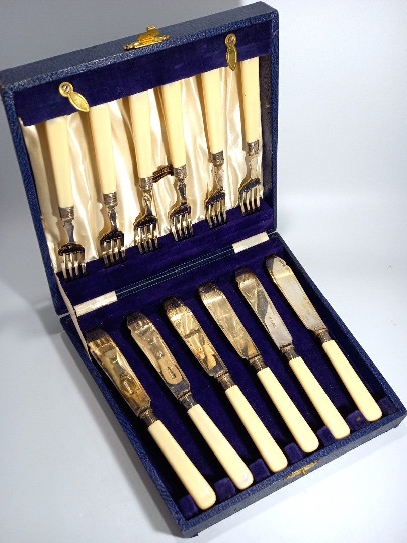 E.P.N.S. Cutlery Set Silver, Plate 12 Piece Fish Forks in Box