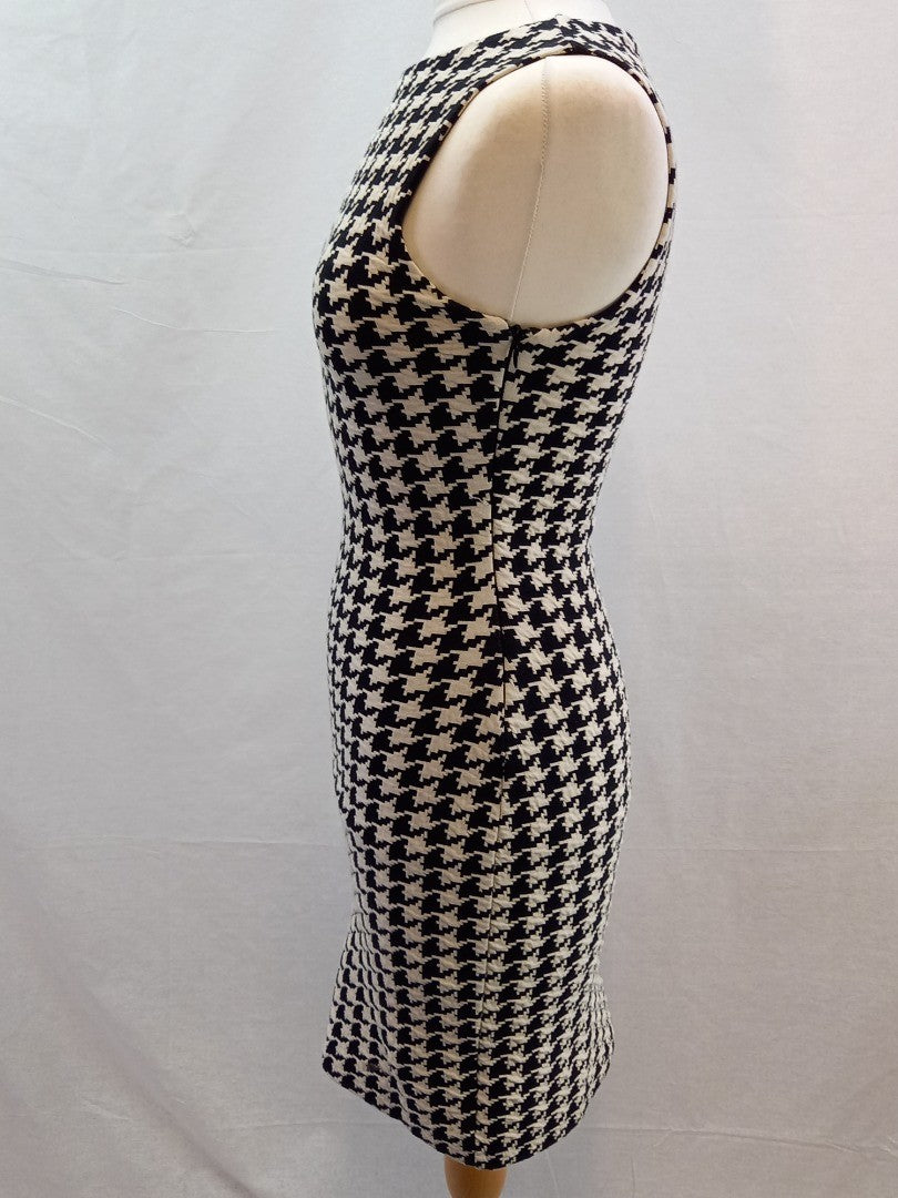 Reiss Black & White Dogtooth Retro Bodycon Sleeveless Dress - Size UK 10