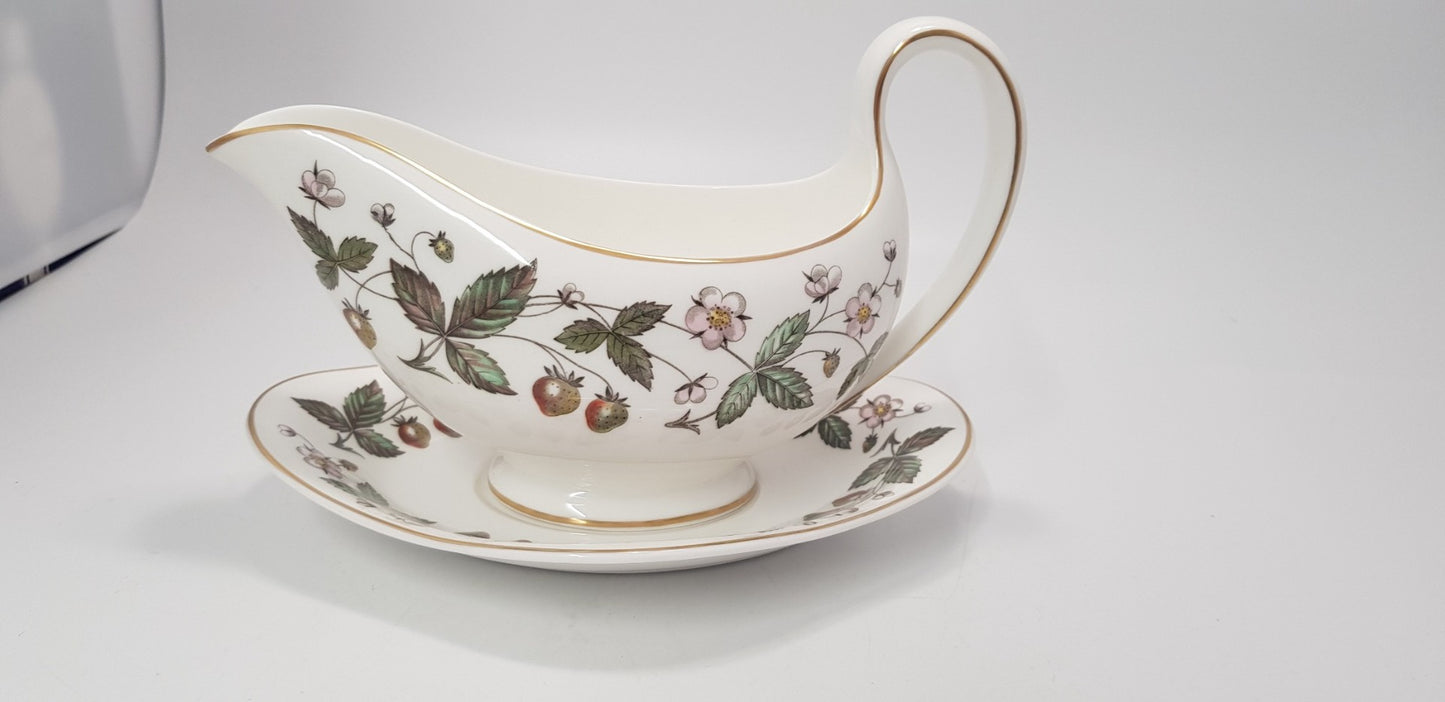 Wedgwood Strawberry Hill Serving Platter & Gravy Boat VGC