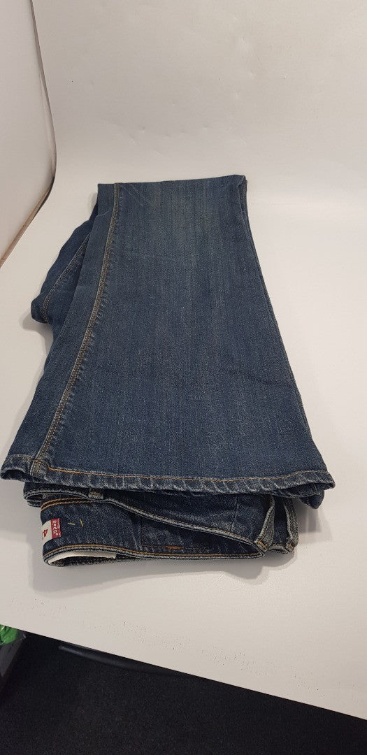 Levis 479 Booty Flare Fit Blue Jeans W34 L32 BNWT