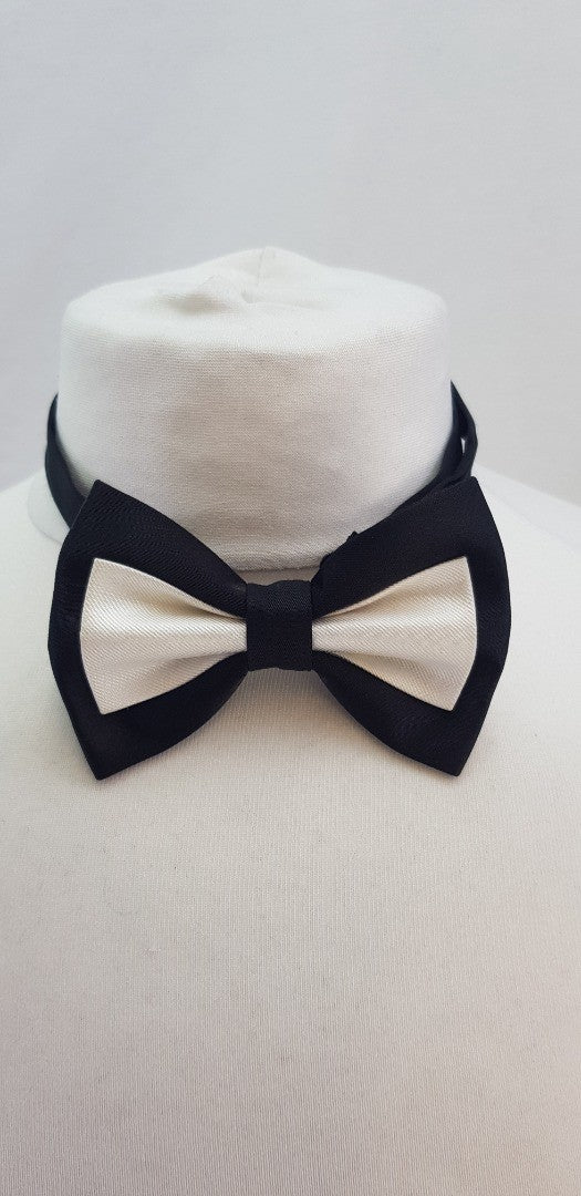 Ragazzo Black White Dinner Suit Bow Tie Cummerbund VGC