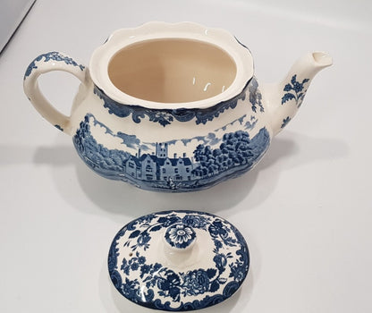 Palissy Staffordshire Pottery Blue White Tea Pot Hand Engraved 2.5 Pints VGC