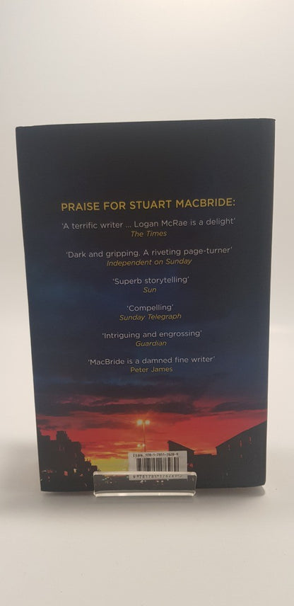 All That's Dead By Stuart Macbride Hardback Signed 1st Edition Excellent Condition