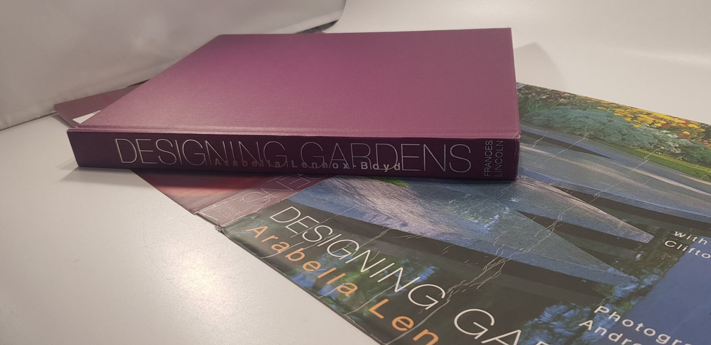 Designing Gardens by Arabella Lennox Boyd Hardback GC