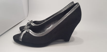 Phase Eight Black Faux Suede Wedge Court Shoe with peep toe Size 6 Brand New