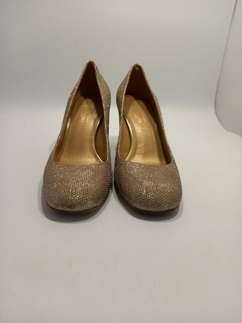 Russell & Bromley Stuart Weitzman, Women's 6.5 Gold Sparkly High Heels Shoes