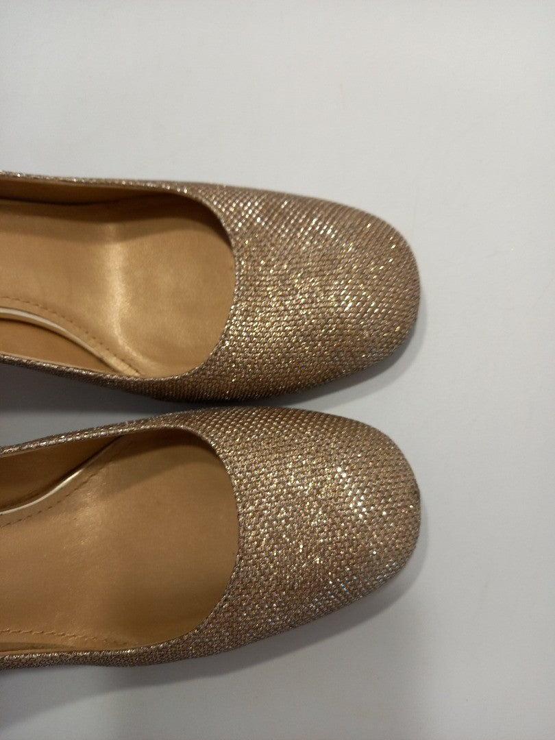 Russell & Bromley Stuart Weitzman, Women's 6.5 Gold Sparkly High Heels Shoes