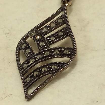 Marcasite Pendant on Silver 15" Chain -