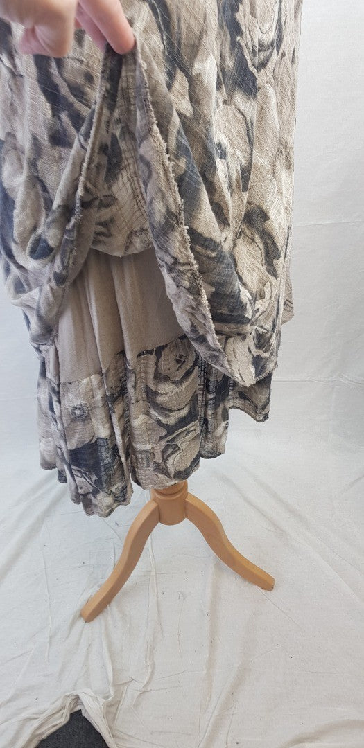 Lottie & Moll Taupe & Grey Knee Length Dress Size M VGC