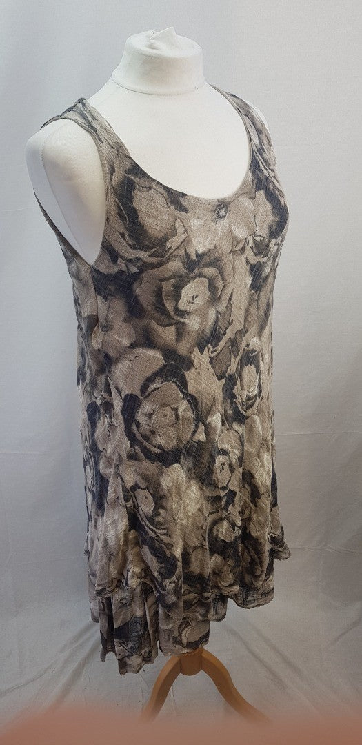 Lottie & Moll Taupe & Grey Knee Length Dress Size M VGC