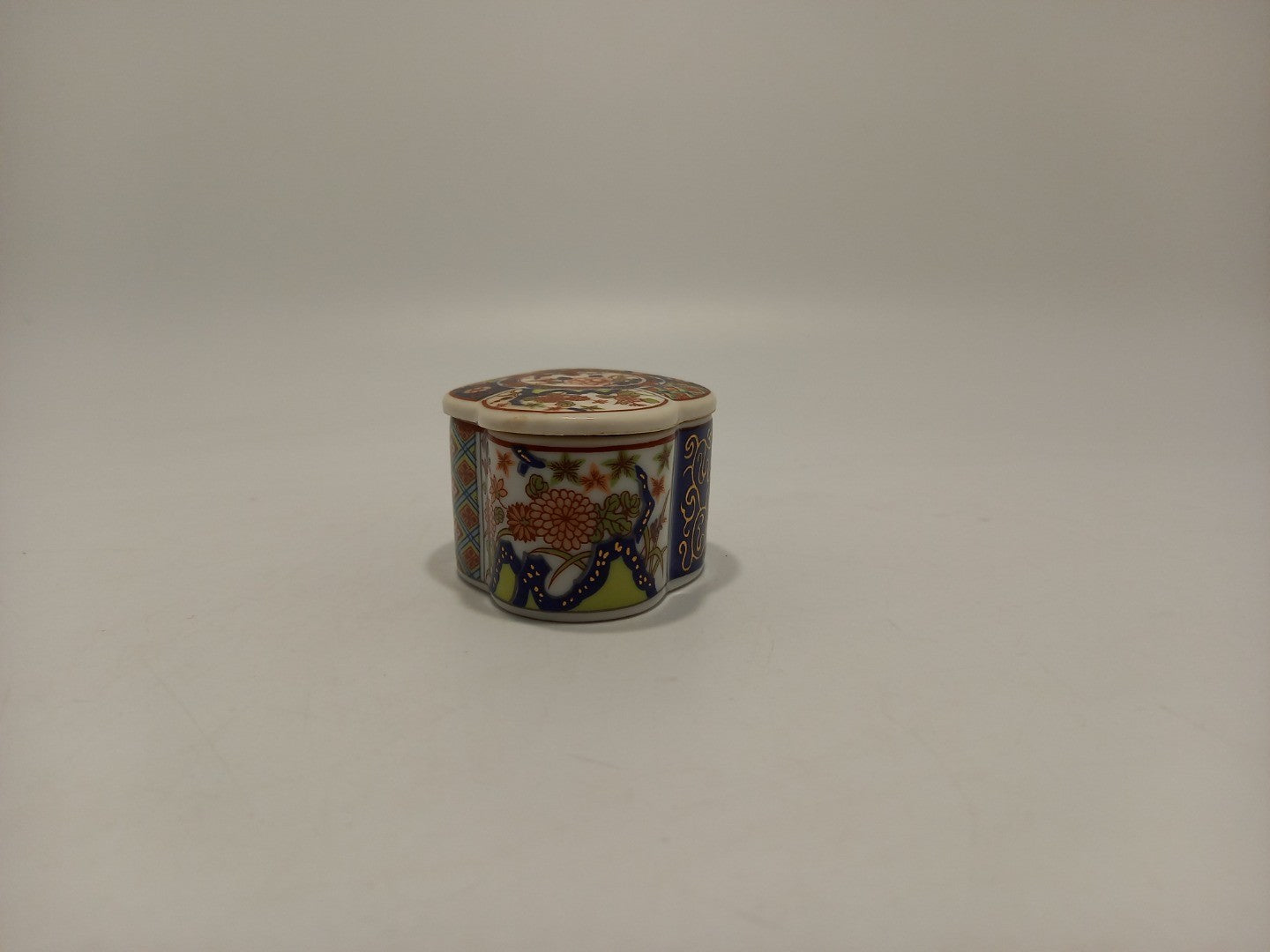 Trinket Box Imari Style, Mini / Small Vintage White Blue Orange Japanese Floral