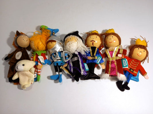 Fiesta Finger Puppets Set, 7x Mini Fabric and Wood Character Toys